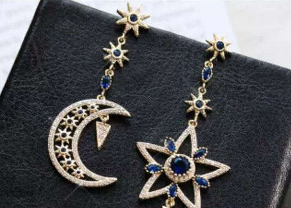 Moon and Star ear studs